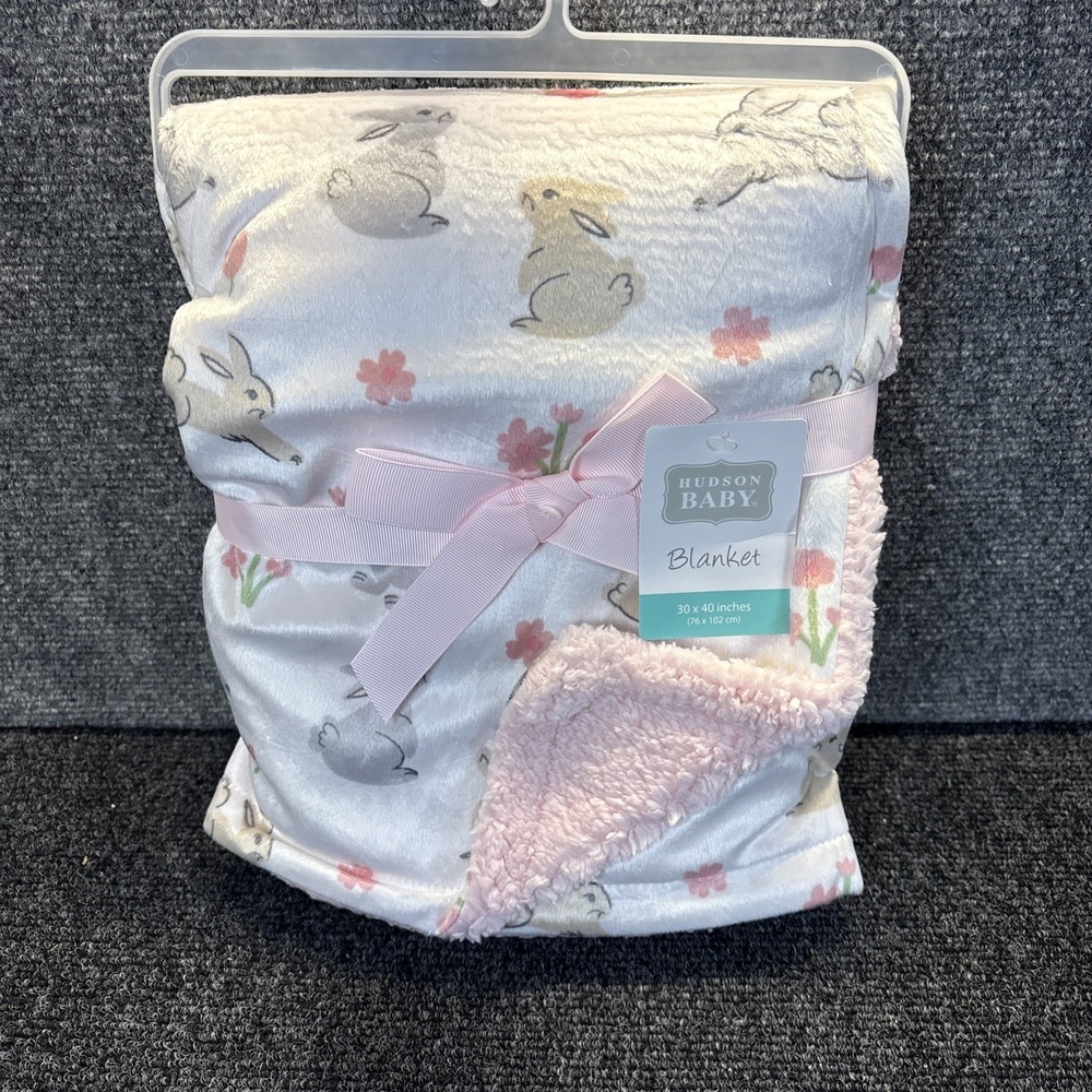 Hudson Baby~White/Pink~Bunny~Baby Girl Blanket~40"x30"~NWT